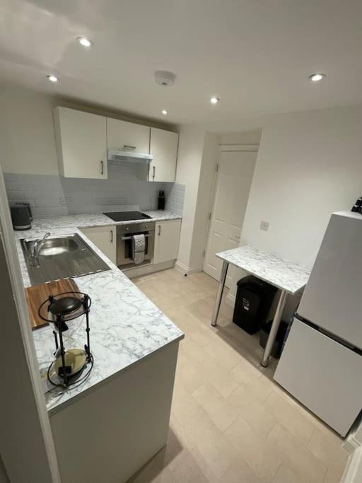 Lovely 1 Bedroom Apartment - Maida Vale Londres Exterior foto